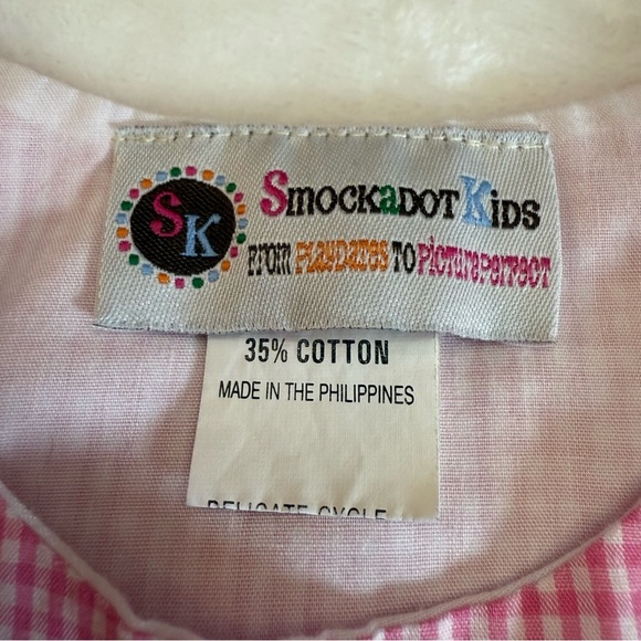 Smockadot Kids Chevron Set with Embroidered Present Emblem - Picture 8 of 10